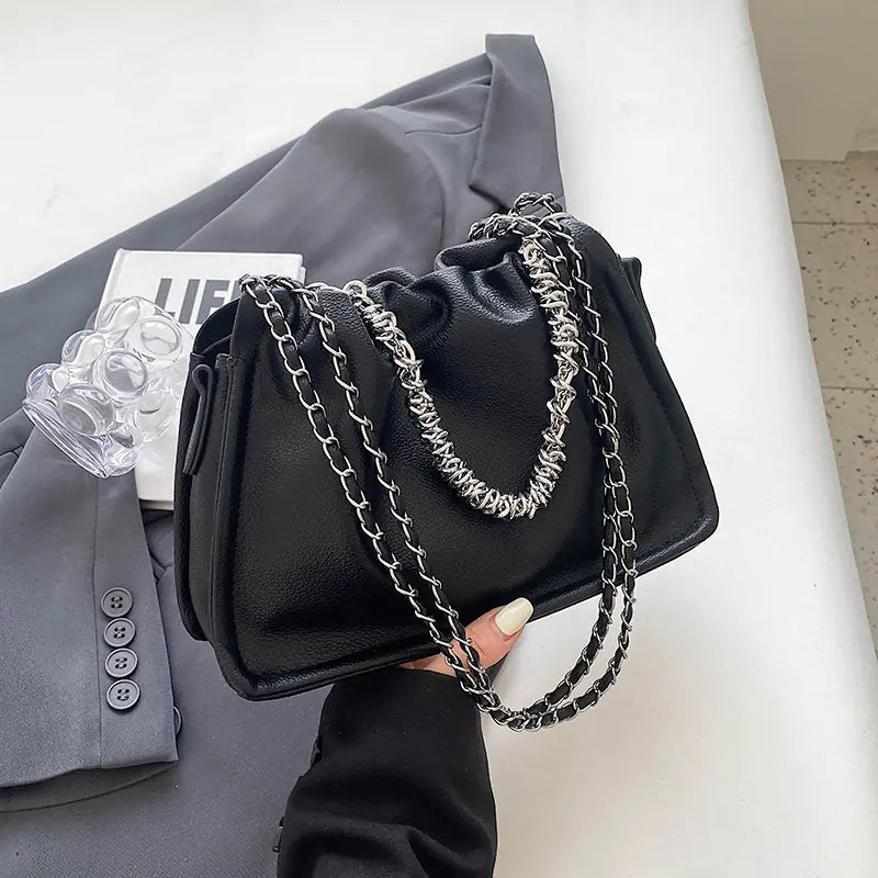 🔥 2025 Fashionable Women's Shoulder Bag with Chain and Texture