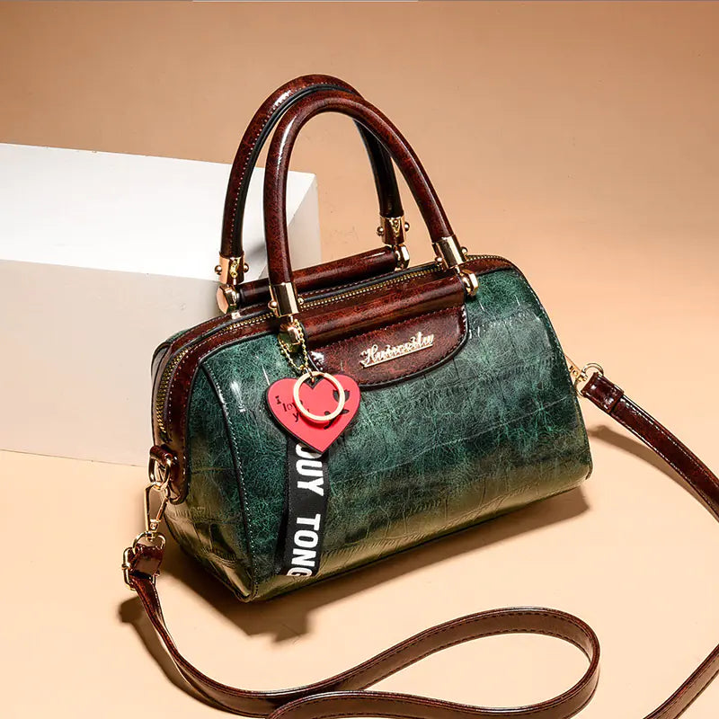 New Fashionable Women's Crossbody Shoulder Bag (2025)