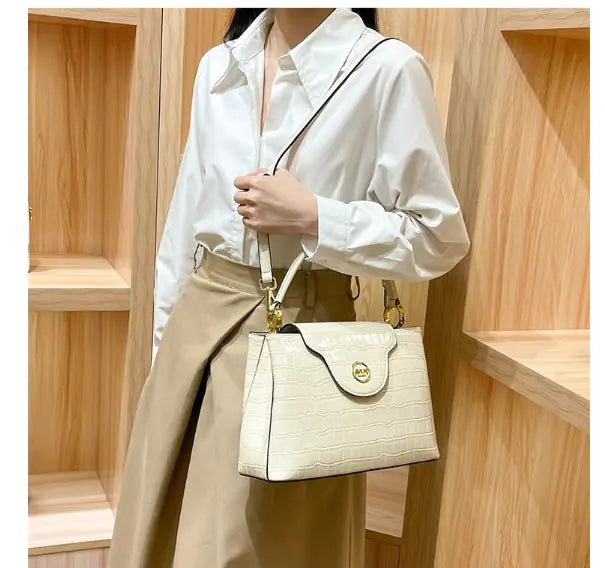 New 💼 2025  Crocodile Pattern Women's Bag - Retro Small Tote Bag