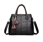 New Fashionable Large Capacity Shoulder Bag for women tioandtiashop