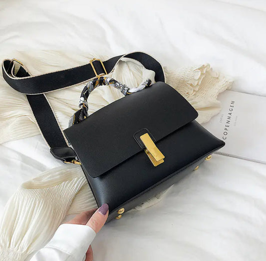 🔥 2025 New released Fashionable Women's Shoulder Bag with Scarf Detail
