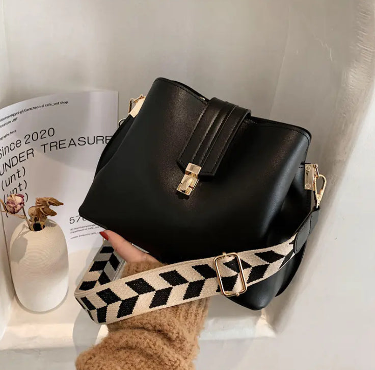 Luxury Black PU Leather Bucket Crossbody Handbag for girls & Women