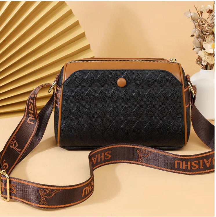 2026 Kangaroo design   Fashionable Shoulder Bag