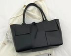 Large Capacity Tote Bag for Women, Trendy and Versatile tioandtiashop