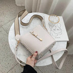 New modern Versatile Tote Bag for girls and Women - Simple and Spacious tioandtiashop