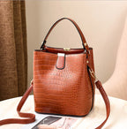 New Released Fashion Women’s Crocodile Bucket Bag tioandtiashop