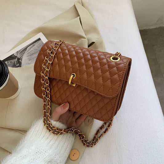 🔥 New Fashionable One-Shoulder Messenger Bag with Chain