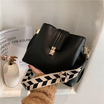 Luxury Black PU Leather Bucket Crossbody Handbag for girls & Women