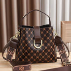 New Released Luxury Women's Large Capacity Shoulder Bag tioandtiashop