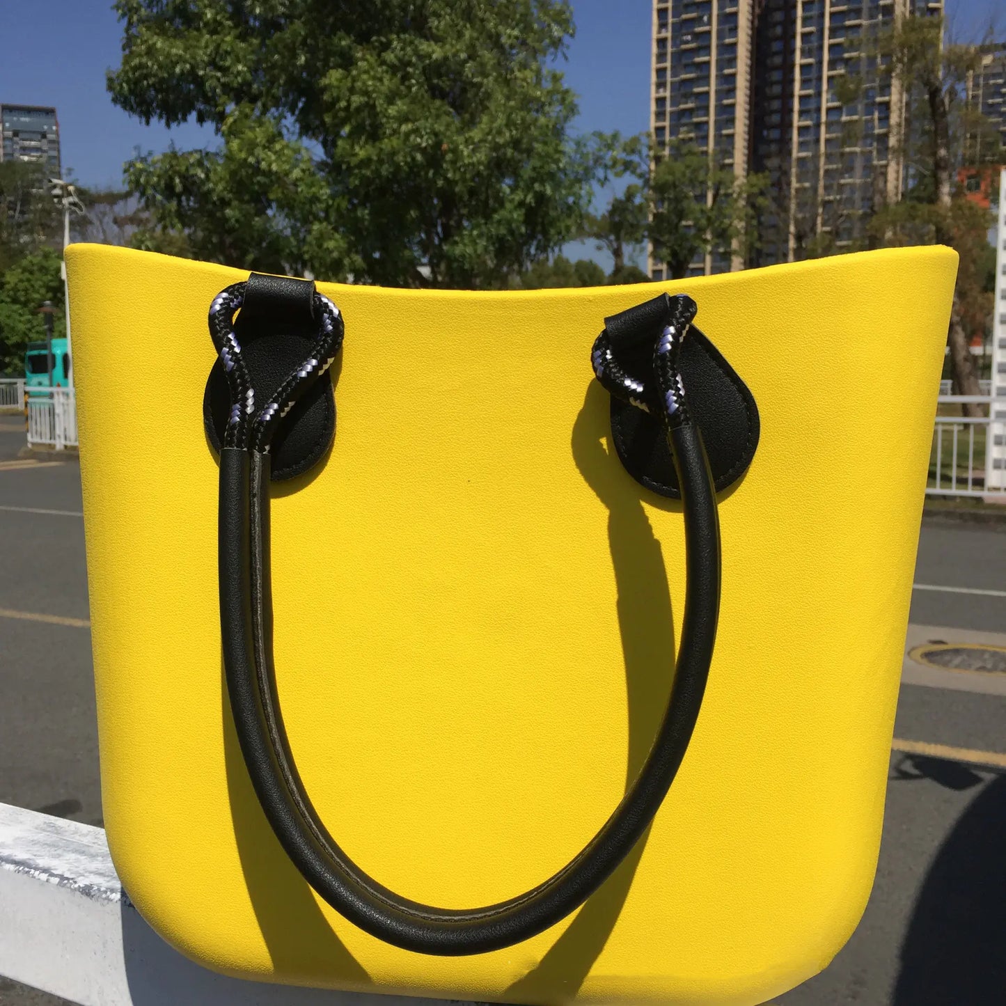 🔥 New Fashionable design Randomly Matched Shoulder Bag