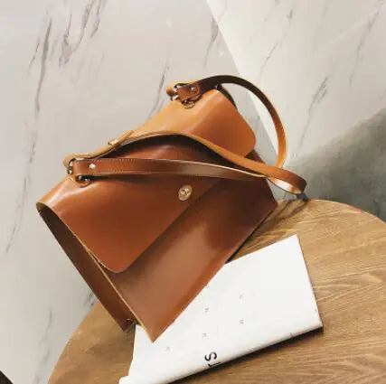 🔥 2025 rare fashion designed Retro Women’s Shoulder Crossbody Bag