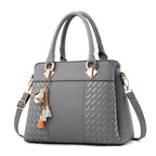 New pre-published fashion Women's shoulder Bag tioandtiashop