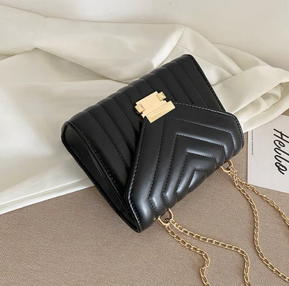 New Striped Shoulder Tote Bag with Lock Closure for Women