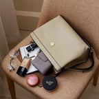Genuine Leather Women's Tote Handbag with Crossbody Feature. tioandtiashop