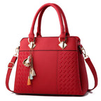 New pre-published fashion Women's shoulder Bag tioandtiashop