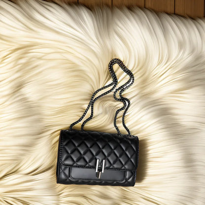 🔥 Luxury Fashionable Women's Crossbody Bag with Y Buckle Design
