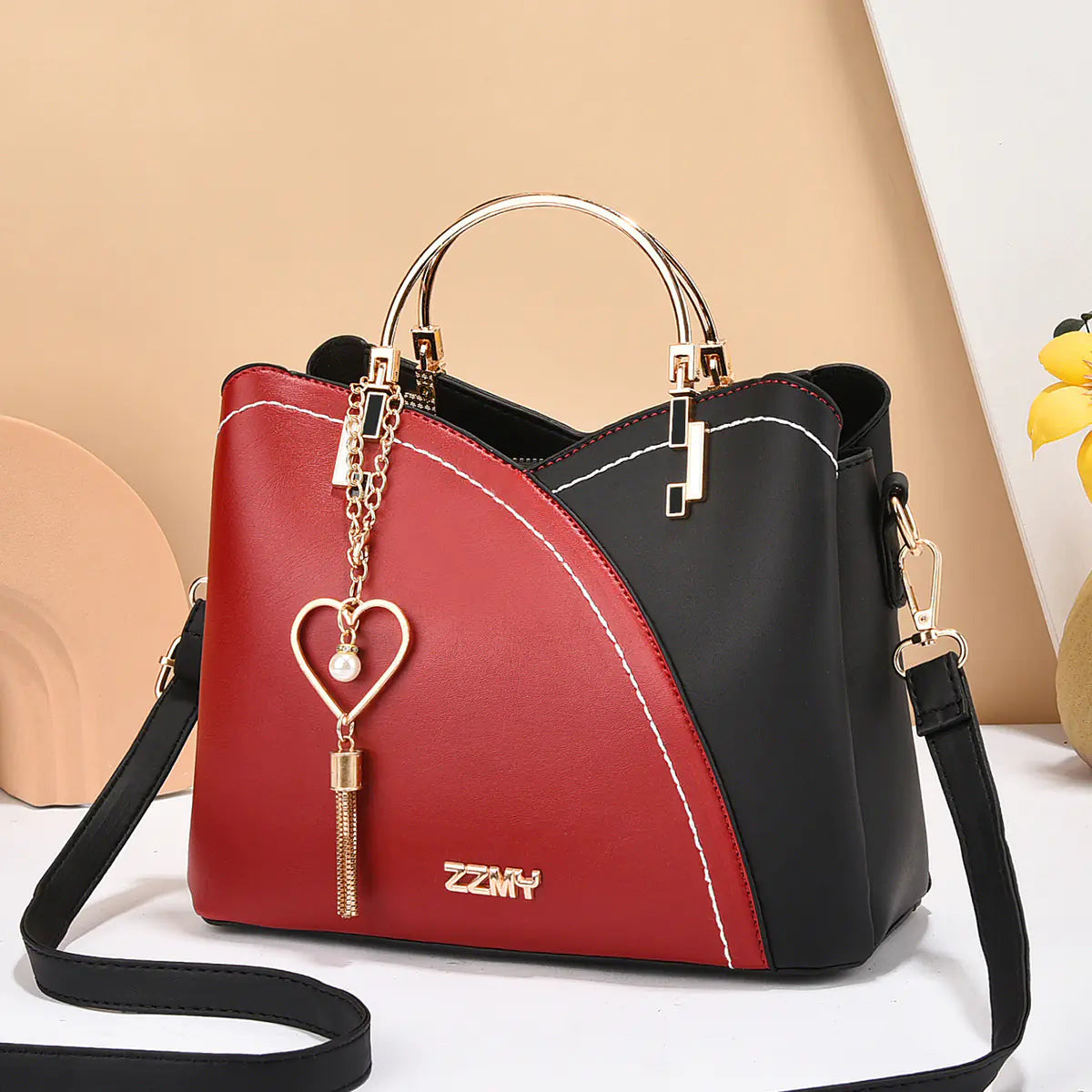 🔥 New 2025 Luxury Fashionable Large-Capacity Color Contrast Shoulder Bag